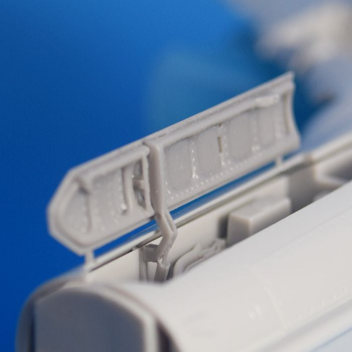 Porte de train avant A-4B/C (pour Hasegawa)