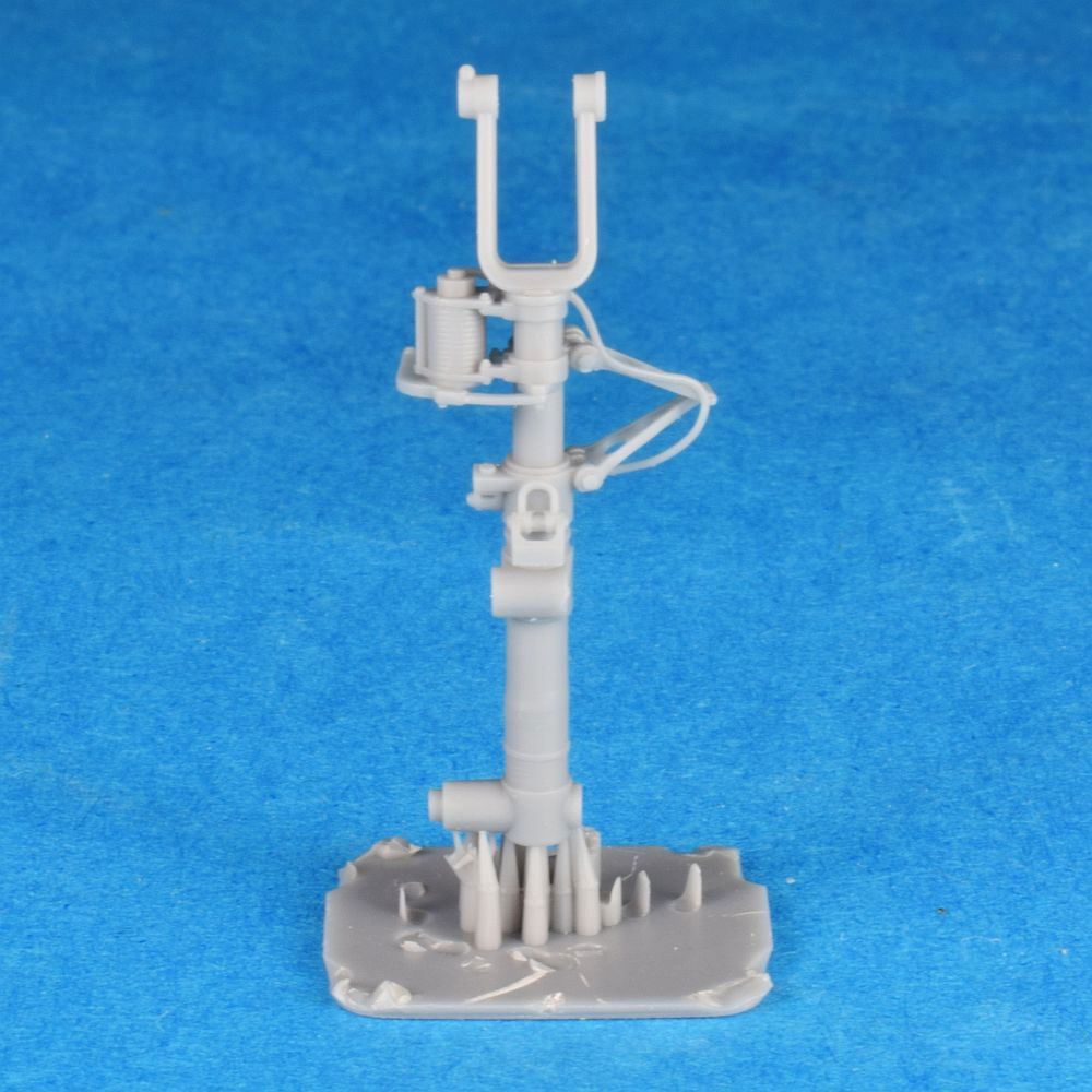 Amélioration du train avant FJ-2/3 Fury (pour Kitty Hawk)